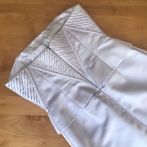 Donna Gray Strapless Lilac Gown - Picture 3 of 8